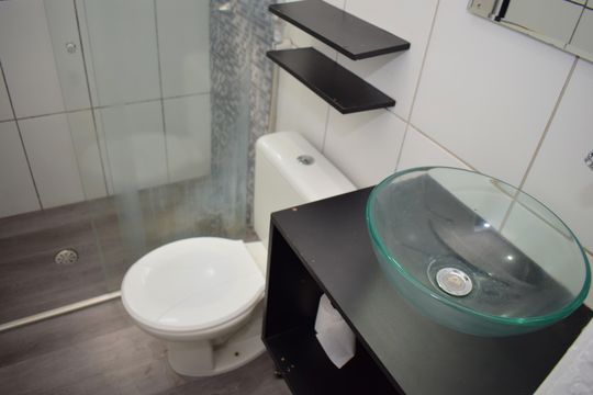 Banheiro de apartamento para alugar com 2 quartos, 45m² em Parque dos Lagos, Ribeirão Preto