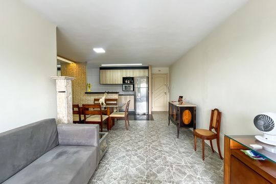 Sala de apartamento para alugar com 3 quartos, 78m² em City América, São Paulo
