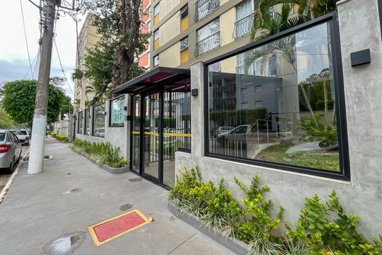Fachada de apartamento para alugar com 3 quartos, 78m² em City América, São Paulo