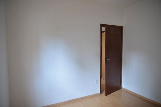 Quarto  de apartamento à venda com 2 quartos, 70m² em Vila Valparaíso, Santo André