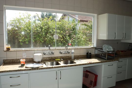 Cozinha de casa de condomínio para alugar com 5 quartos, 300m² em Jardim Colibri, Cotia