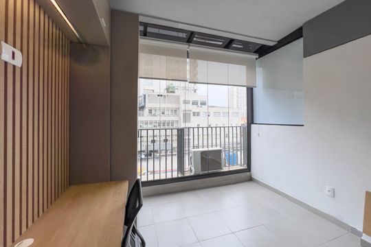 Varanda de kitnet/studio à venda com 1 quarto, 30m² em Vila Mariana, São Paulo