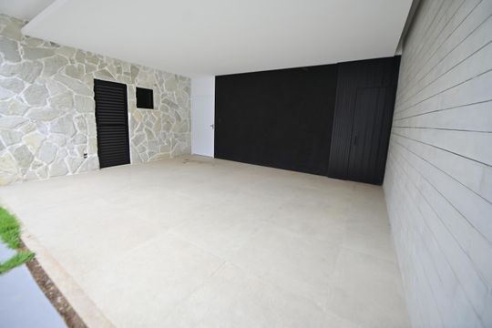 Garagem de casa de condomínio para alugar com 3 quartos, 153m² em Vila Rosa, Goiânia
