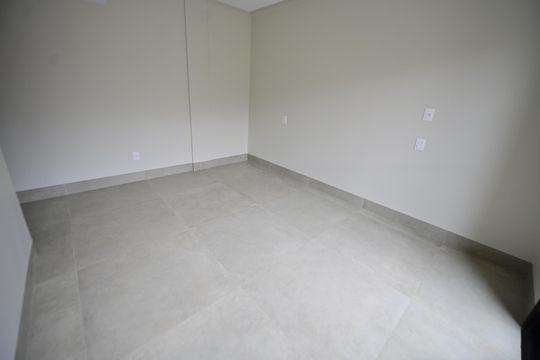 Suíte 3 de casa de condomínio para alugar com 3 quartos, 153m² em Vila Rosa, Goiânia