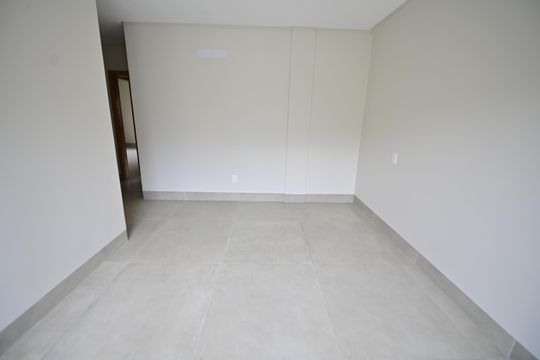 Suíte de casa de condomínio para alugar com 3 quartos, 153m² em Vila Rosa, Goiânia