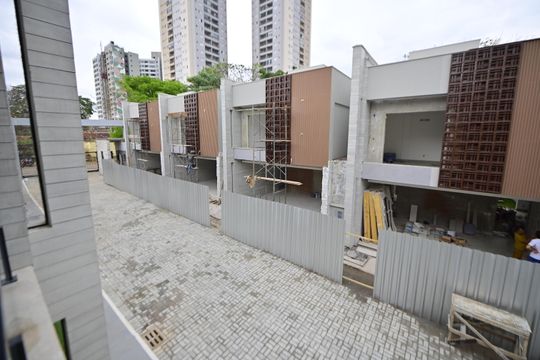 Vista da Varanda da Suíte de casa de condomínio para alugar com 3 quartos, 153m² em Vila Rosa, Goiânia