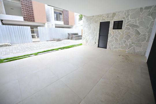 Garagem de casa de condomínio para alugar com 3 quartos, 153m² em Vila Rosa, Goiânia