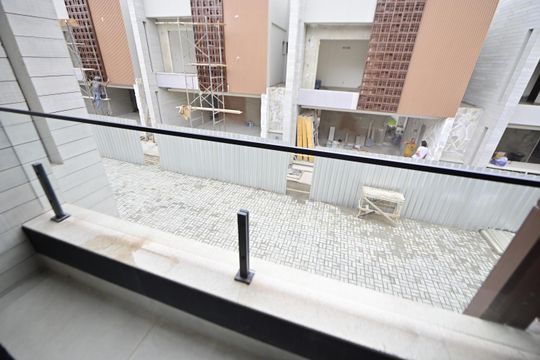 Varanda Suíte 3 de casa de condomínio para alugar com 3 quartos, 153m² em Vila Rosa, Goiânia