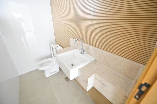 Lavabo de casa de condomínio para alugar com 3 quartos, 153m² em Vila Rosa, Goiânia