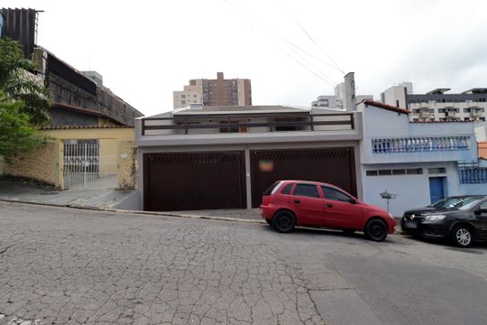 Fachada de casa à venda com 4 quartos, 311m² em Vila Valparaíso, Santo André