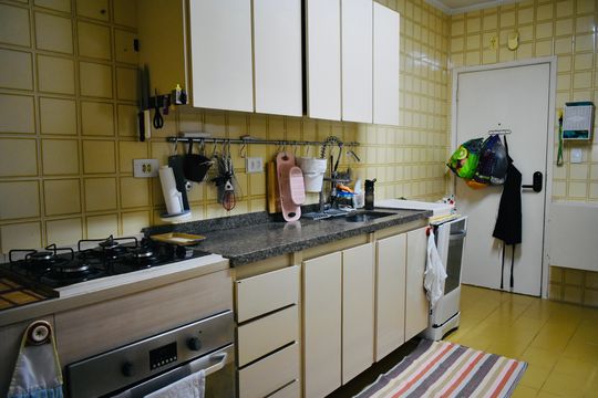 Cozinha de apartamento à venda com 3 quartos, 116m² em Vila Monte Alegre, São Paulo