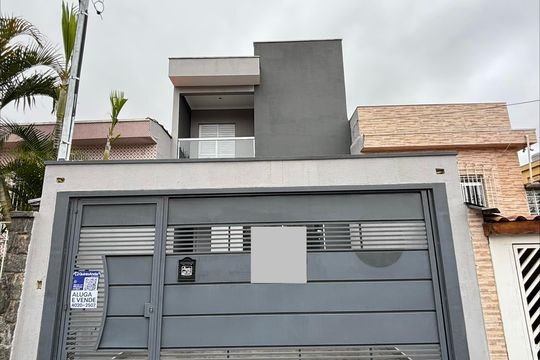 Fachada de casa à venda com 3 quartos, 120m² em Vila Canero, São Paulo