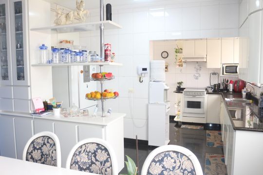 Cozinha de casa para alugar com 3 quartos, 279m² em Oswaldo Cruz, São Caetano do Sul