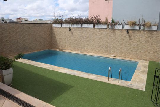 Quintal de casa para alugar com 3 quartos, 279m² em Oswaldo Cruz, São Caetano do Sul