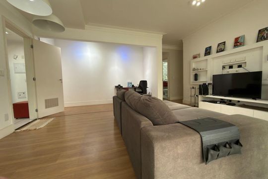 Sala de apartamento para alugar com 3 quartos, 94m² em Vila Andrade, São Paulo