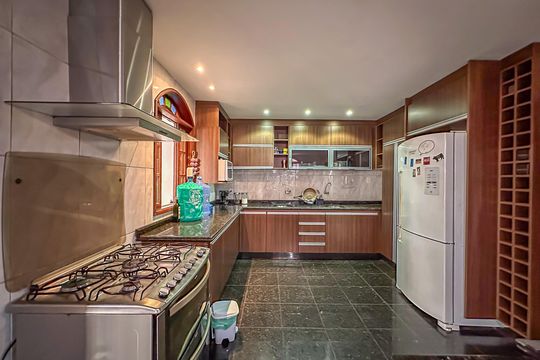 Cozinha de casa à venda com 3 quartos, 810m² em Botafogo, Rio de Janeiro