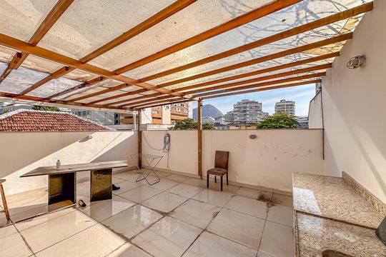 Terraço de casa à venda com 3 quartos, 810m² em Botafogo, Rio de Janeiro