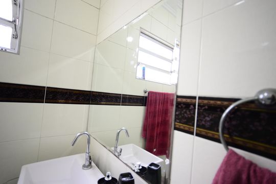 Banheiro da Suíte 1 de casa à venda com 3 quartos, 248m² em Vila Monumento, São Paulo