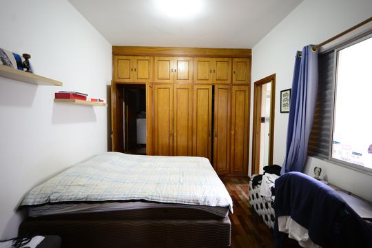 Suíte 1 de casa à venda com 3 quartos, 248m² em Vila Monumento, São Paulo