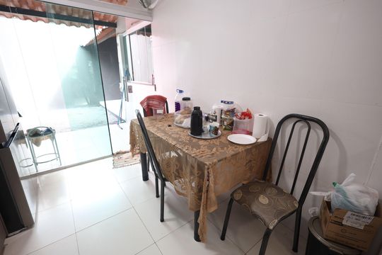 Cozinha de casa à venda com 3 quartos, 138m² em Jardim Atlantico, Goiânia
