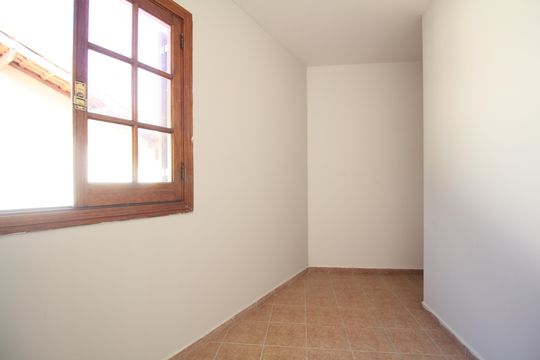 Quarto 2 de casa à venda com 3 quartos, 95m² em Vila Sonia, São Paulo