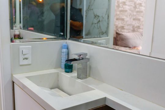 Banheiro de kitnet/studio à venda com 1 quarto, 37m² em Conceicao, Osasco