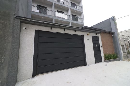 Fachada de kitnet/studio para alugar com 1 quarto, 21m² em Presidente Altino, Osasco