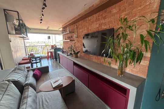 Apartamento à venda com 2 quartos, 62m² em Vila Bertioga, São Paulo