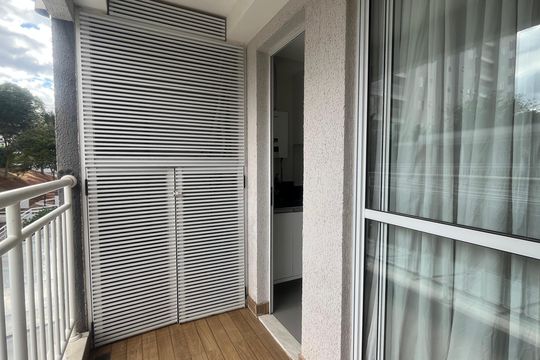 Varanda Sala de apartamento à venda com 2 quartos, 57m² em Fazenda Santa Cândida, Campinas