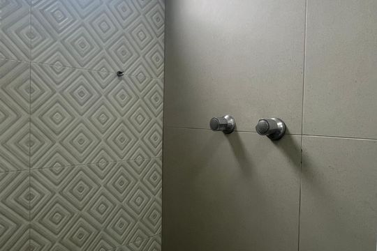 Banheiro Suíte de apartamento à venda com 2 quartos, 57m² em Fazenda Santa Cândida, Campinas