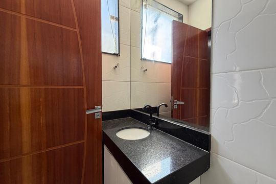 Banheiro da suíte 2 de casa de condomínio à venda com 5 quartos, 300m² em Jacarepaguá, Rio de Janeiro