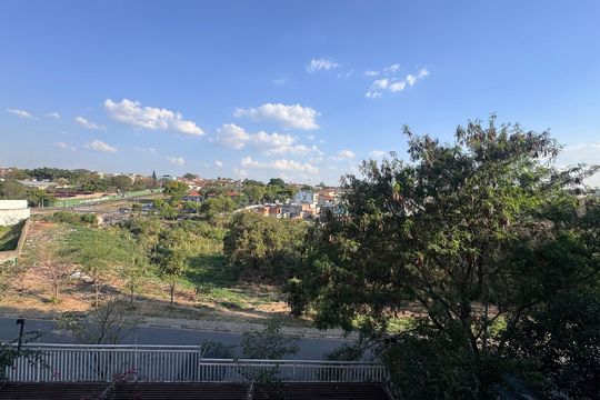 Varanda de apartamento à venda com 2 quartos, 5m² em Jardim Ipaussurama, Campinas