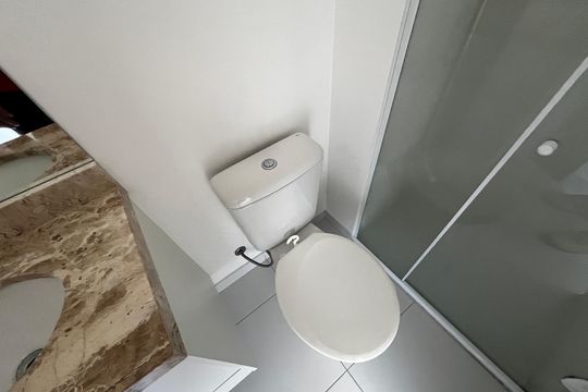 Banheiro de kitnet/studio à venda com 1 quarto, 26m² em Santana, São Paulo
