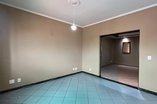 Casa à venda com 5 quartos, 407m² em Fazenda Santa Cândida, Campinas