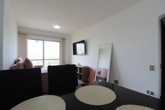 Sala de apartamento à venda com 2 quartos, 121m² em Indianópolis, São Paulo