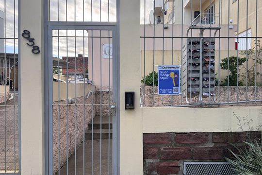 Placa de apartamento para alugar com 2 quartos, 60m² em Feitoria, São Leopoldo