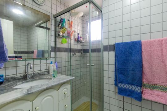 Banheiro Social de apartamento à venda com 3 quartos, 111m² em Tatuapé, São Paulo