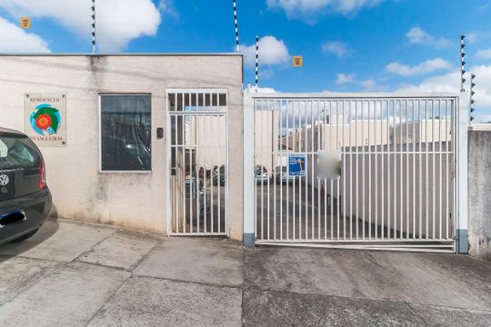 Fachada de casa de condomínio para alugar com 2 quartos, 75m² em Vila Sao Paulo, Mogi das Cruzes