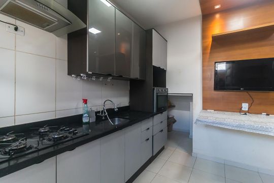 Cozinha de casa de condomínio para alugar com 2 quartos, 75m² em Vila Sao Paulo, Mogi das Cruzes