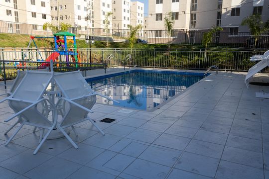Área comum - Piscina de apartamento para alugar com 2 quartos, 42m² em Campo Grande, Rio de Janeiro