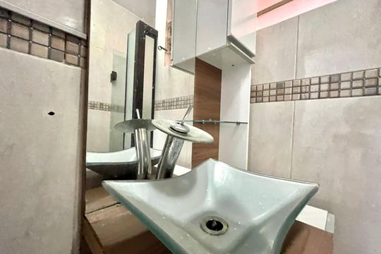 Banheiro de apartamento à venda com 3 quartos, 87m² em Vila Clementino, São Paulo