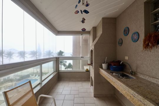 Varanda de apartamento para alugar com 4 quartos, 160m² em Vila Luis Antonio, Guarujá