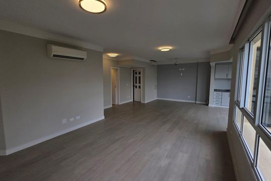 Apartamento para alugar com 3 quartos, 128m² em Vila Suzana, São Paulo