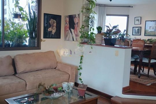 Apartamento à venda com 4 quartos, 220m² em Vila Morumbi, São Paulo