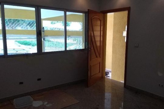 Casa à venda com 3 quartos, 280m² em Vila Invernada, São Paulo