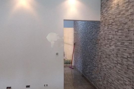 Casa à venda com 3 quartos, 280m² em Vila Invernada, São Paulo