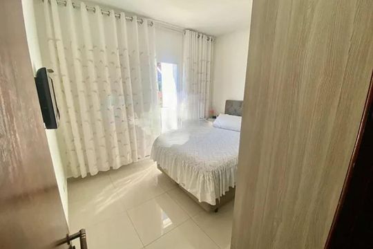 Casa à venda com 2 quartos, 97m² em Vila Talarico, São Paulo