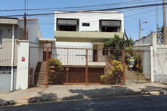 Fachada  de casa para alugar com 5 quartos, 403m² em Ipiranga, São Paulo