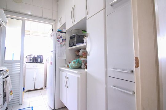 Cozinha de apartamento à venda com 3 quartos, 137m² em Vila Santa Clara, São Paulo