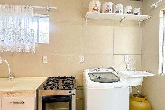 Cozinha de apartamento para alugar com 2 quartos, 65m² em Ingleses Norte, Florianópolis